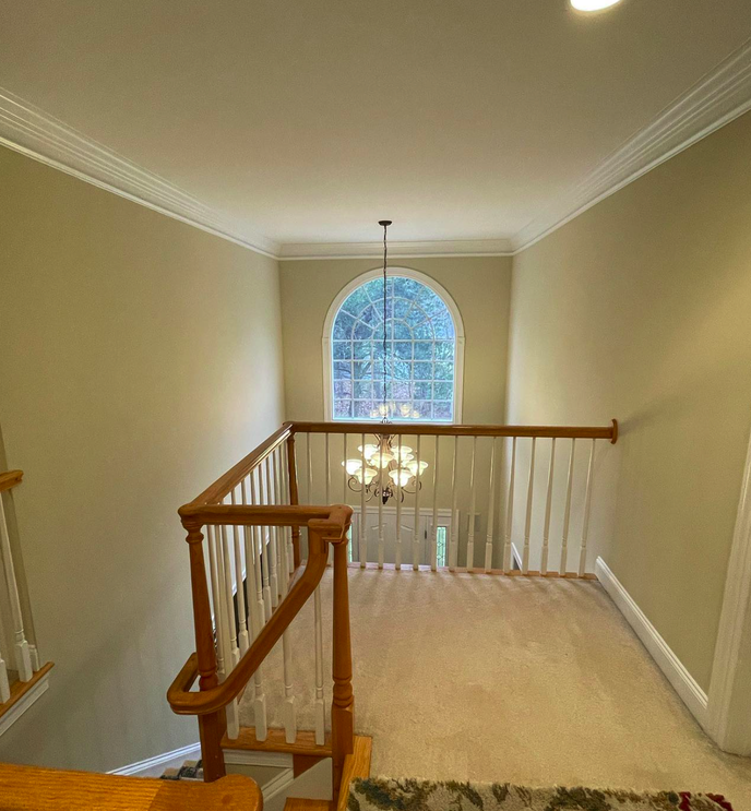 Second after shot of the repainted foyer - After 2.